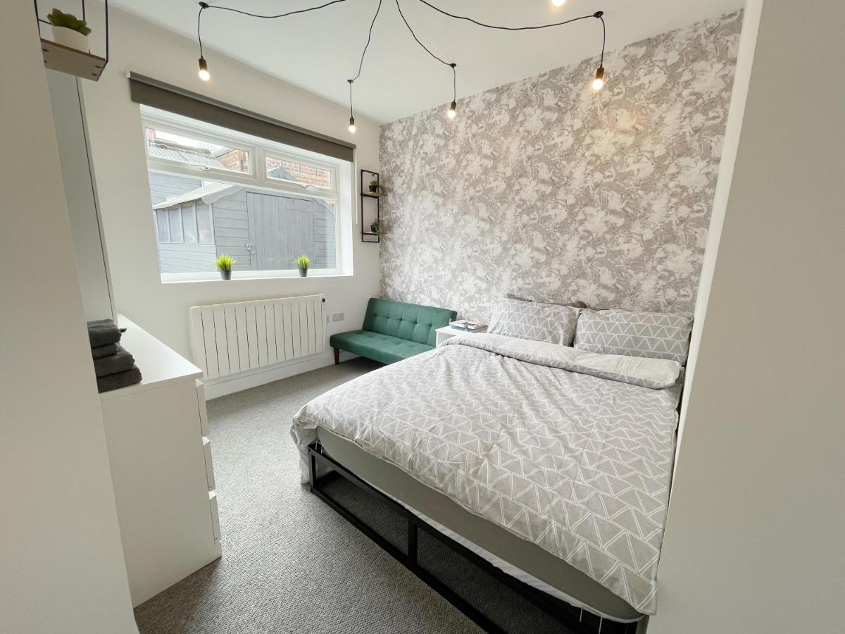 Cosy Bright Studio Apartment Close To Wembley Stadium Лондон Екстер'єр фото