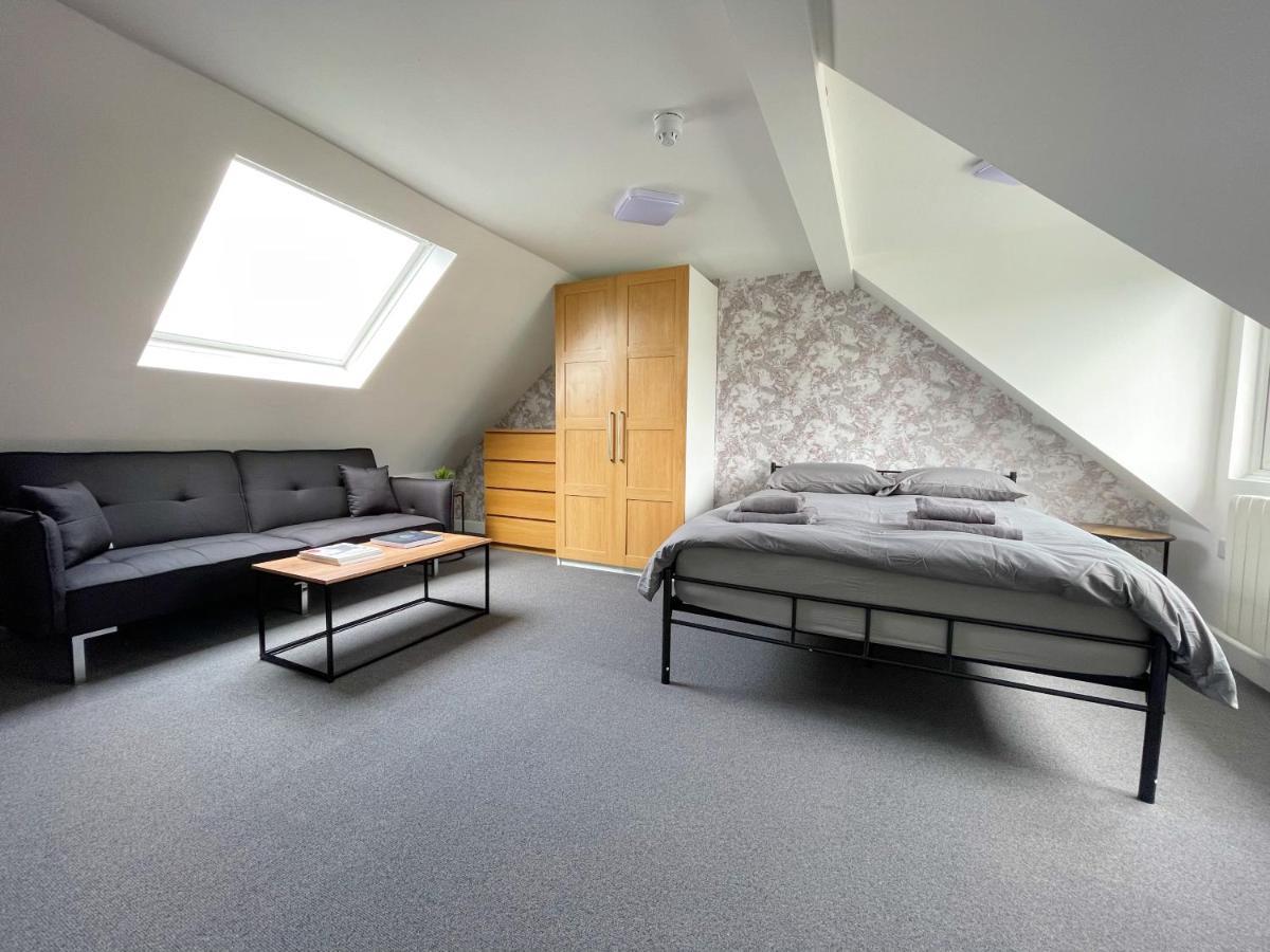 Cosy Bright Studio Apartment Close To Wembley Stadium Лондон Екстер'єр фото