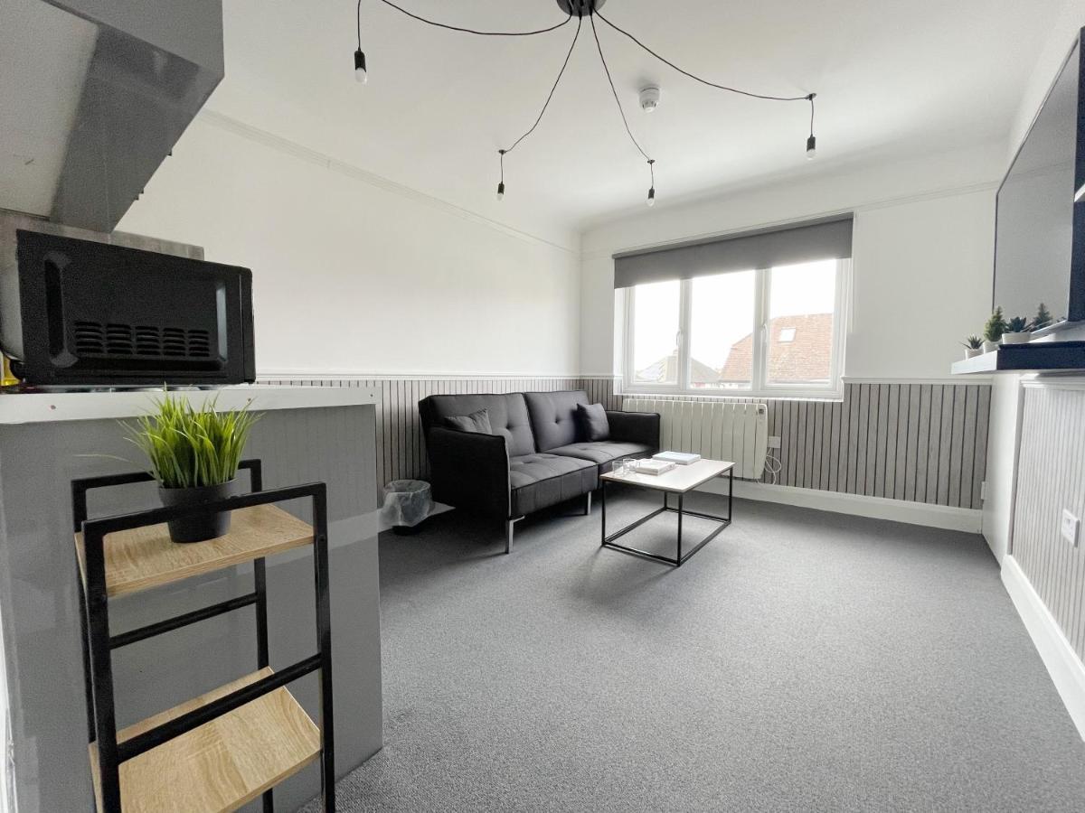 Cosy Bright Studio Apartment Close To Wembley Stadium Лондон Екстер'єр фото