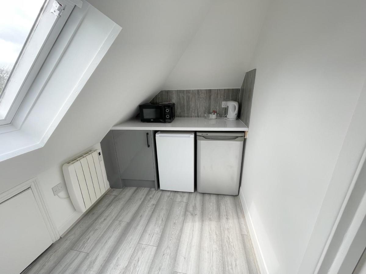 Cosy Bright Studio Apartment Close To Wembley Stadium Лондон Екстер'єр фото