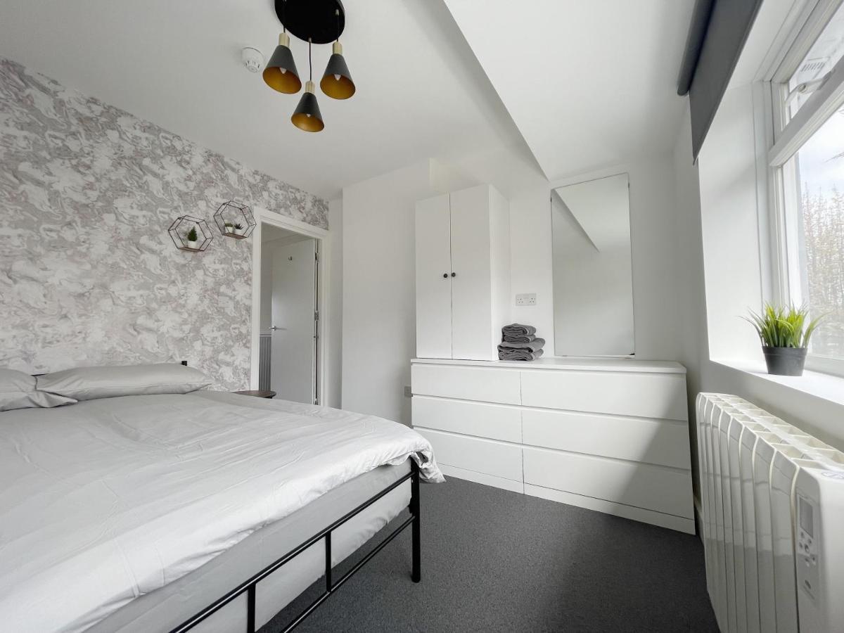 Cosy Bright Studio Apartment Close To Wembley Stadium Лондон Екстер'єр фото