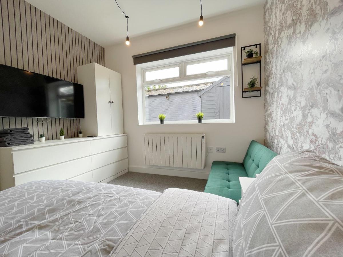 Cosy Bright Studio Apartment Close To Wembley Stadium Лондон Екстер'єр фото