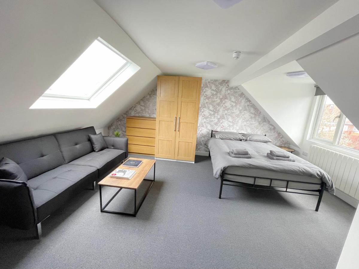 Cosy Bright Studio Apartment Close To Wembley Stadium Лондон Екстер'єр фото